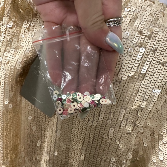 Medium pallavi mohan Thalia sequin top - Picture 3 of 8